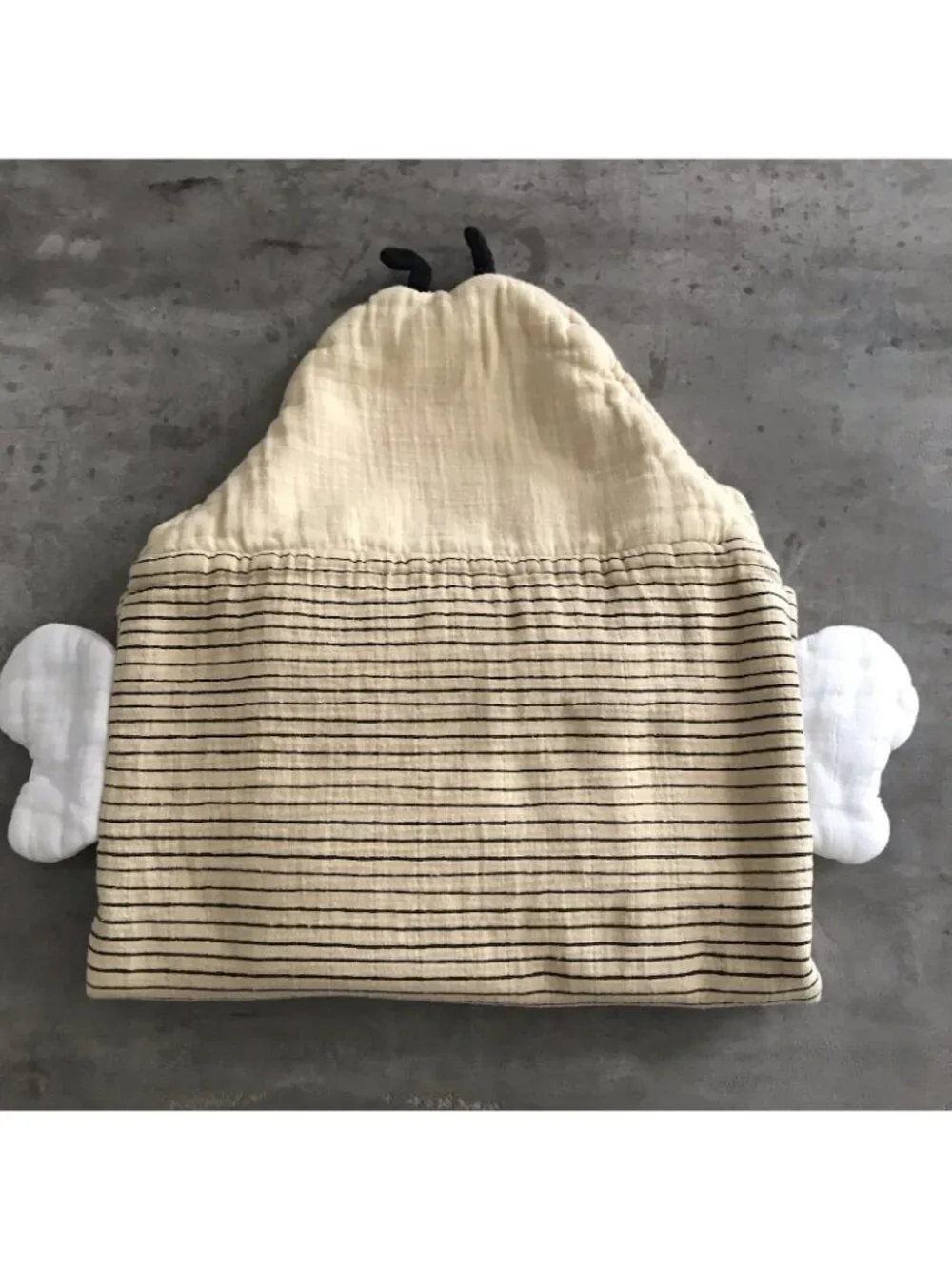 Pottery Barn Kids Bumble Bee Towel Hooded Baby Muslin Organic Cotton Yellow